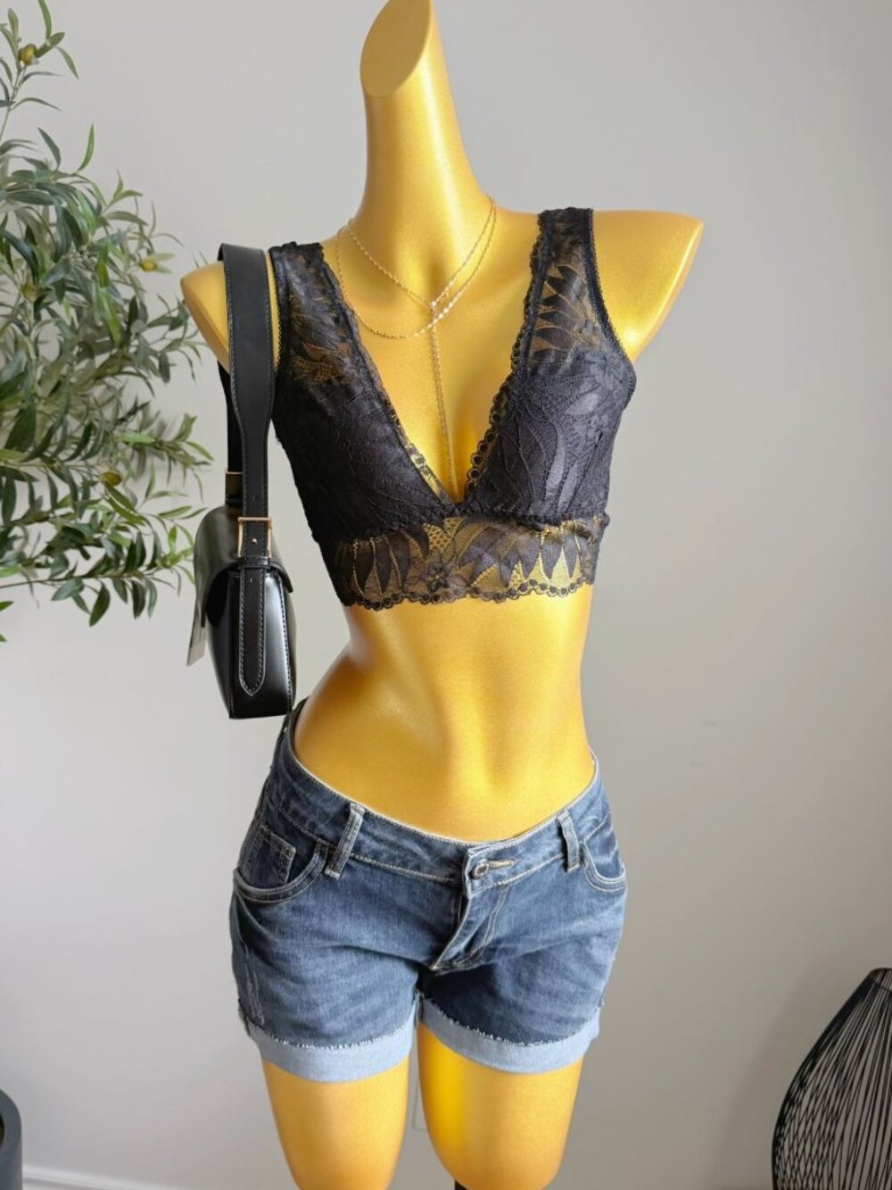 Aerie Black Floral Lace Deep V Bralette Crop Top S